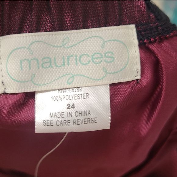 Brand new with Tags burgundy and Black Special Occasion Dress size 24 - Picture 6 of 7